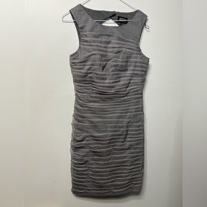 Adrianna Papell gorgeous dress size 6